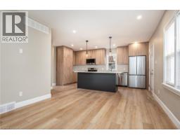 525 COURTLAND Avenue E - 15