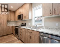 525 COURTLAND Avenue E - 18