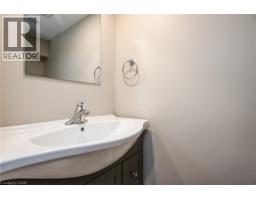 525 COURTLAND Avenue E - 34