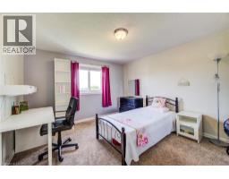 160 HIDDEN CREEK Drive - 32