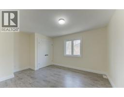 113 WALTER Street - 26