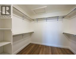 215 LAFAYETTE Street E - 23