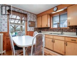 33 FOUNDRY Street - 32