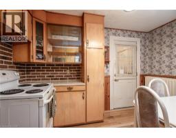 33 FOUNDRY Street - 34