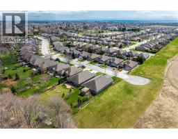 117 WILLOWDALE Crescent - 46