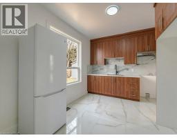 80 LANCASTER Street W - 15