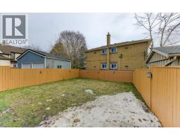 80 LANCASTER Street W - 40