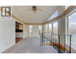 156 CANDLEWOOD Crescent - 12