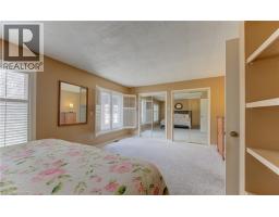 156 CANDLEWOOD Crescent - 22