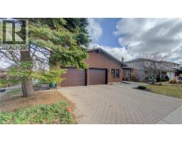 156 CANDLEWOOD Crescent - 3