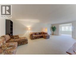 156 CANDLEWOOD Crescent - 35