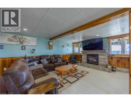 63 UPPER CANADA Drive - 23