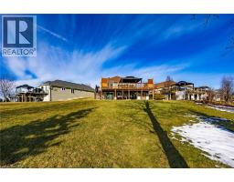 63 UPPER CANADA Drive - 39