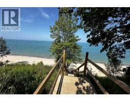 71842 SUNVIEW Avenue - 43