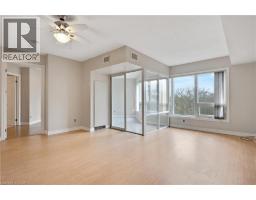 237 W KING Street W UnitNo. 905 - 13