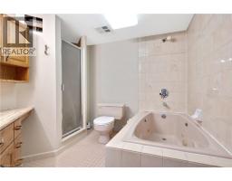 237 W KING Street W UnitNo. 905 - 29