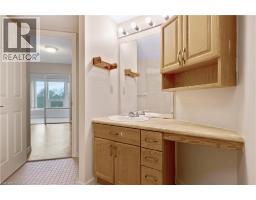 237 W KING Street W UnitNo. 905 - 30