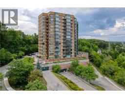 237 W KING Street W UnitNo. 905 - 4