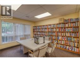 237 W KING Street W UnitNo. 905 - 41