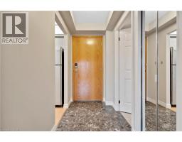 237 W KING Street W UnitNo. 905 - 9