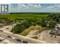 4 TALBOT Street W - 19