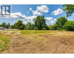 4 TALBOT Street W - 24