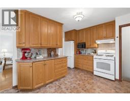 228 KENNETH Avenue - 10