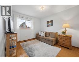 228 KENNETH Avenue - 14