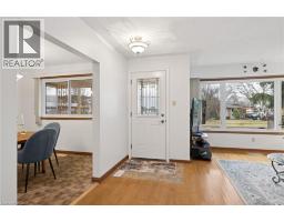 228 KENNETH Avenue - 3
