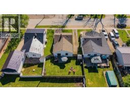 229 HAVELOCK Avenue S - 2