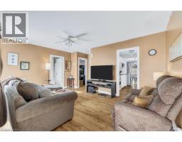 229 HAVELOCK Avenue S - 3