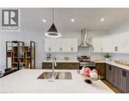 269 PITTOCK PARK Road UnitNo. 17 - 17