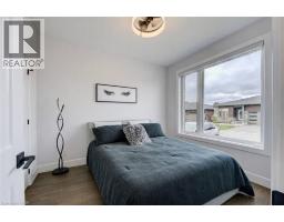 269 PITTOCK PARK Road UnitNo. 17 - 4