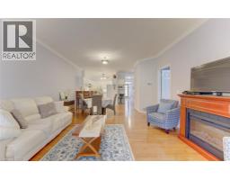 74 AUTUMN RIDGE Trail UnitNo. 33 - 19