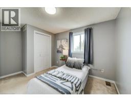 633 GRANGE Crescent - 24