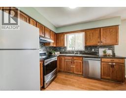 633 GRANGE Crescent - 8