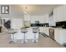 43 GREYHAWK Street - 8