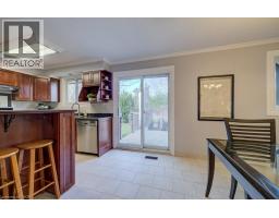 330 DALEVIEW Place - 10