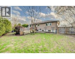 330 DALEVIEW Place - 37