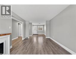 102 RICHARDSON Drive UnitNo. 29 - 11