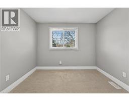 102 RICHARDSON Drive UnitNo. 29 - 26