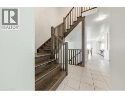 462 BLACKBURN Drive - 5