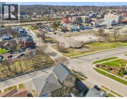 101 WELLINGTON SOUTH - 30