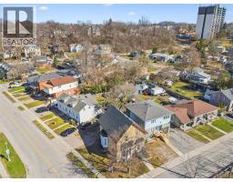 101 WELLINGTON SOUTH - 32