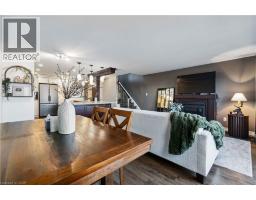 27 RED CLOVER Crescent - 12