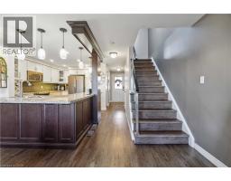 27 RED CLOVER Crescent - 18