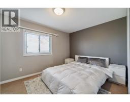 27 RED CLOVER Crescent - 19