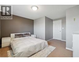 27 RED CLOVER Crescent - 20