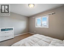 27 RED CLOVER Crescent - 22