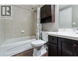 27 RED CLOVER Crescent - 25